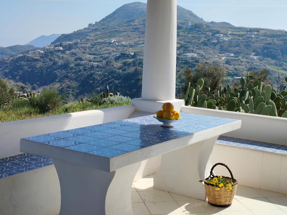 Casa Mariva Villa Lipari  Eksteriør bilde